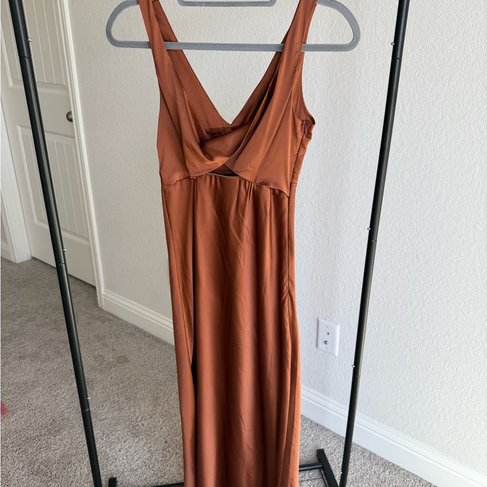 Elegant Brown Sleeveless Dress